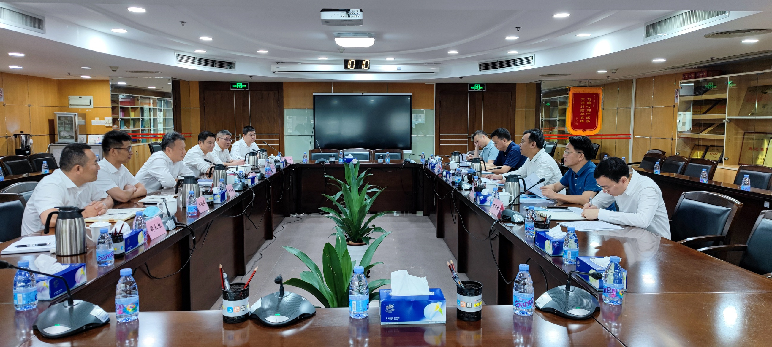 武總拜訪省自然資源廳1_美化.jpg