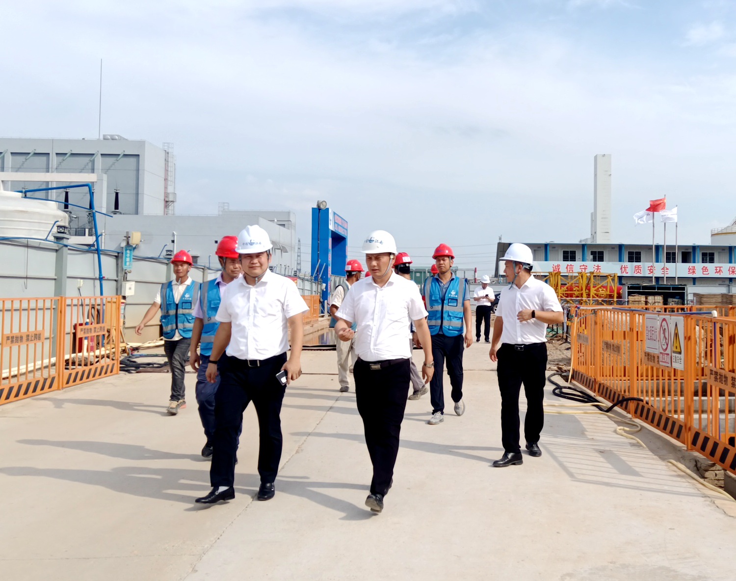 雅迪香料新工廠建設項目安全檢查.jpg