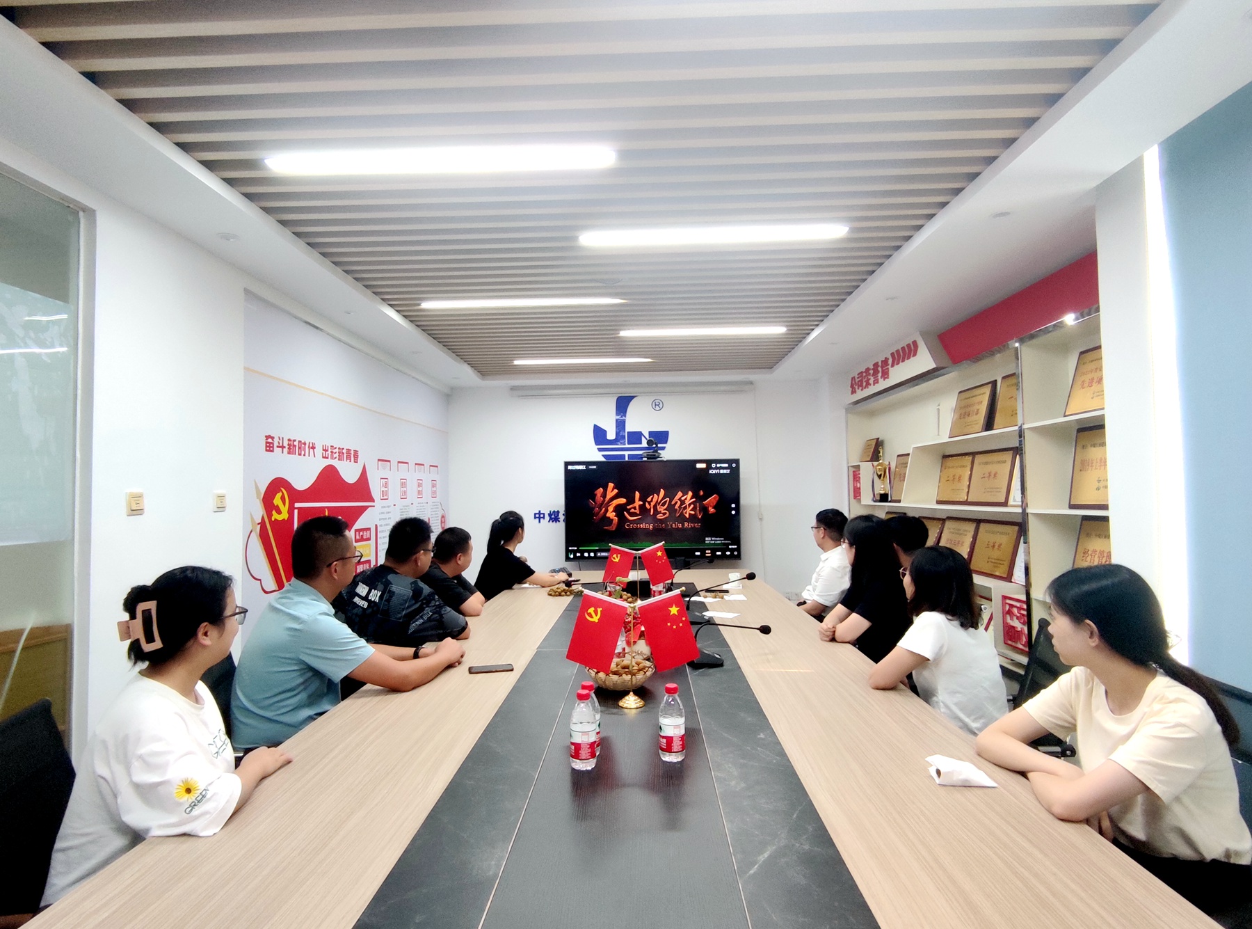 珠海分公司黨支部開展“八一”建軍節(jié)主題黨日活動(dòng).jpg