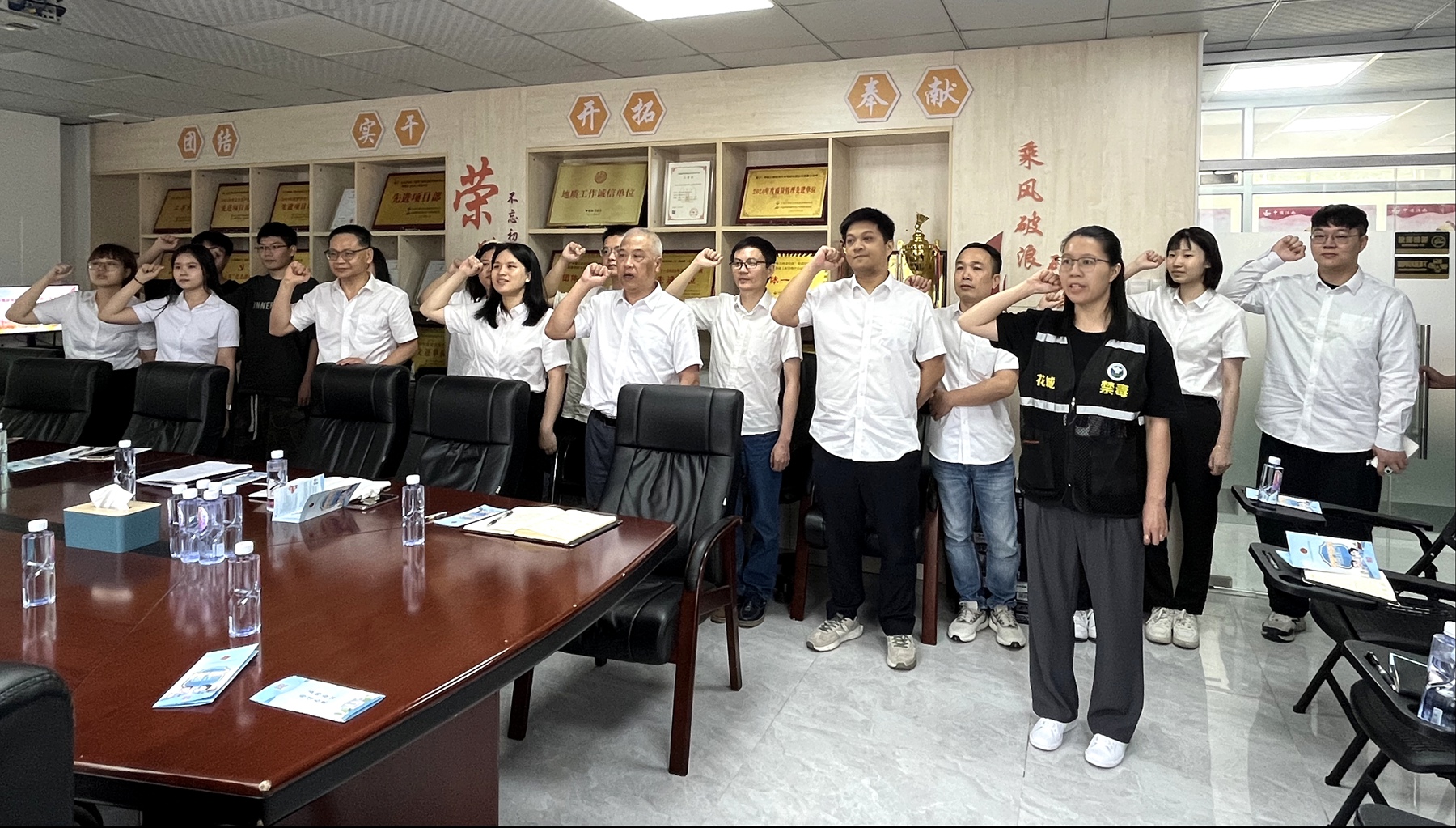 珍愛生命 遠離毒品——二〇二隊（花都分公司）開展禁毒宣傳教育活動2.jpg