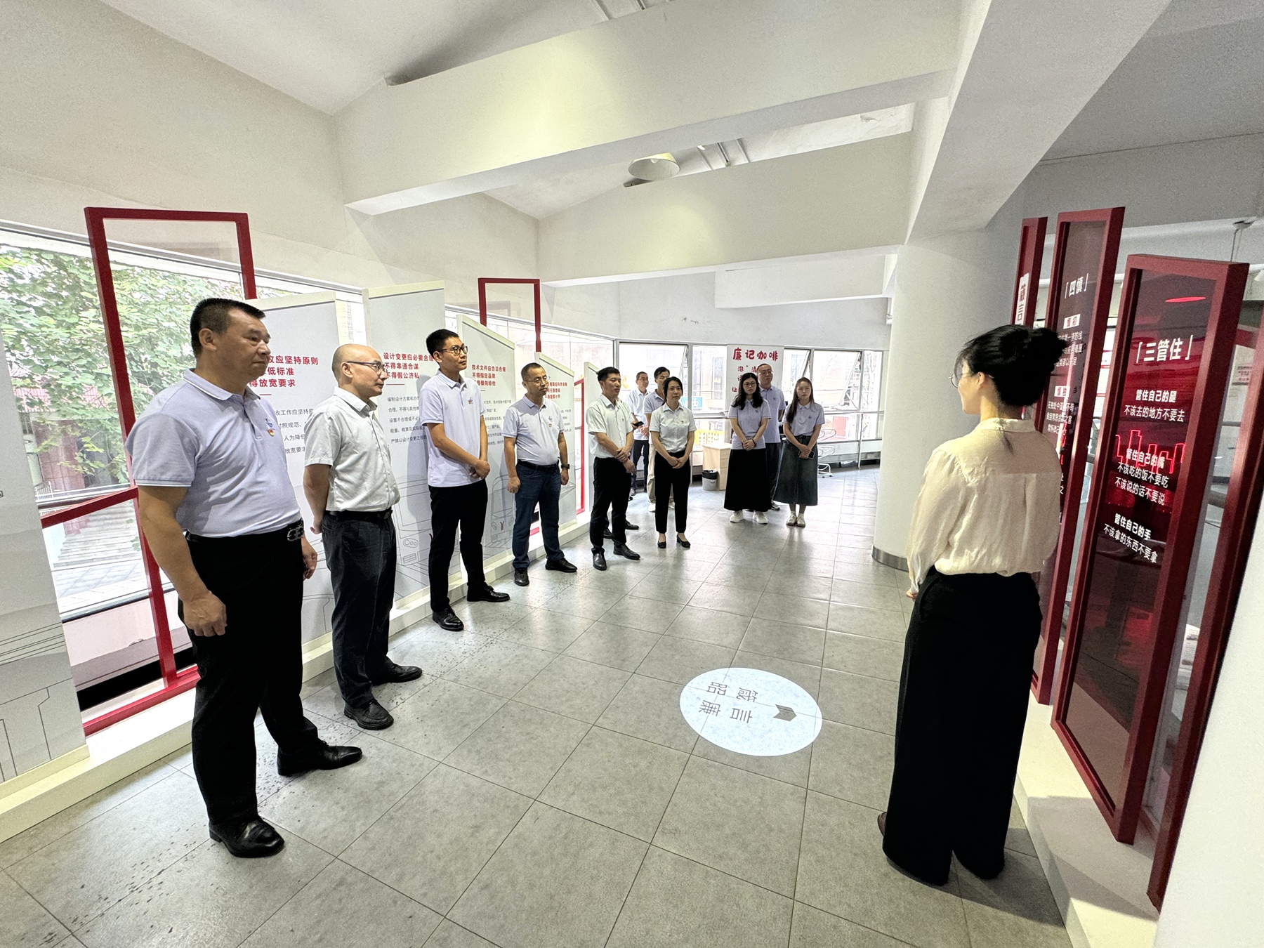 勘測公司攜手廣州地鐵設計院開展交流學習暨黨員廉潔共建活動2.jpg