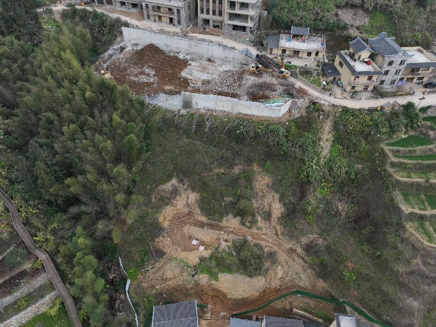 勘查院（生態公司）馬安項目順利通過專家組驗收治理區施工前.jpg