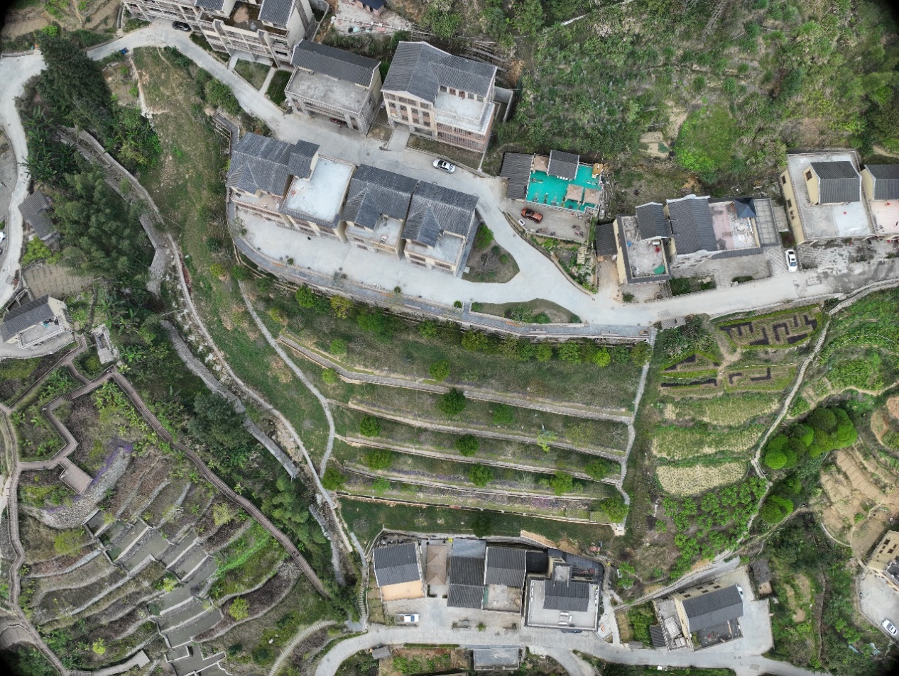 勘查院（生態公司）馬安項目順利通過專家組驗收治理區施工后.jpg