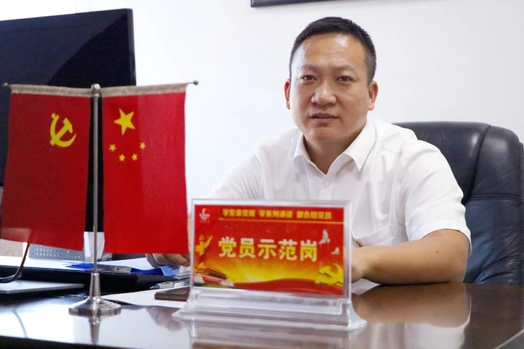 【身邊的榜樣】樂于奉獻(xiàn) 率先垂范—記總局優(yōu)秀共產(chǎn)黨員、集團(tuán)公司（局）優(yōu)秀共產(chǎn)黨員、“六好”黨員王雙雙